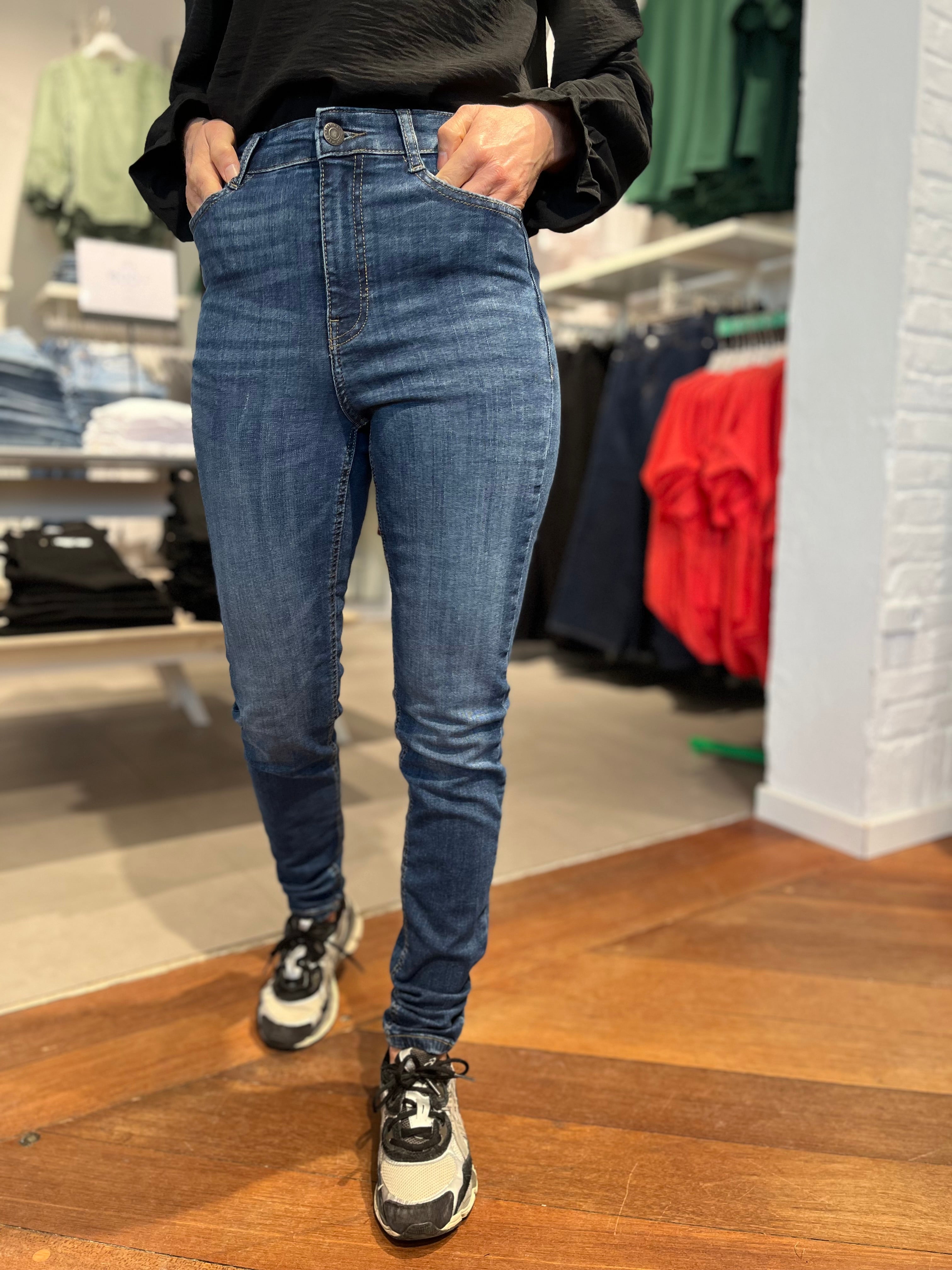 NMSATTY Jeans - Medium Blue Denim